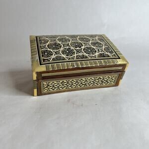 Vintage Egyptian Trinket Box-Mother of Pearl Inlay –Geometric Wood Design – 4.5"